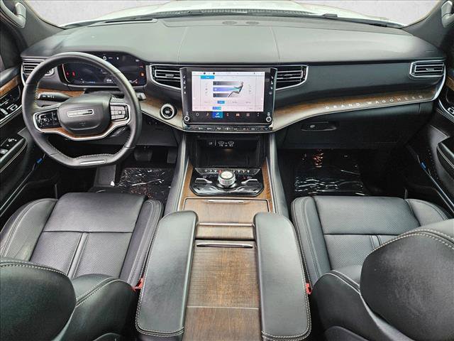 Used 2024 Jeep Grand Wagoneer Series I w/ HD Trailer Tow Package image 15
