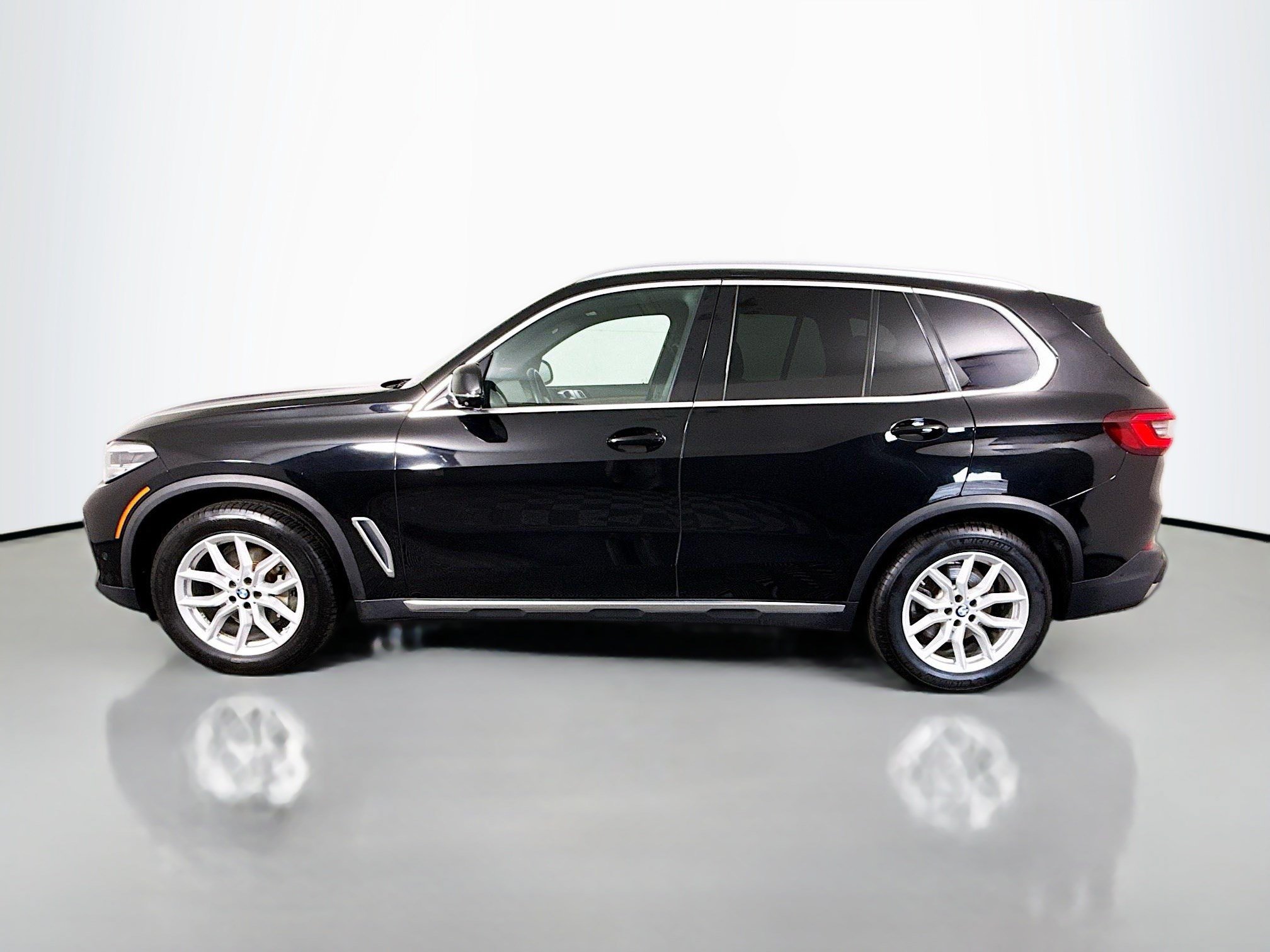 Used 2020 BMW X5 sDrive40i w/ Premium Package RWD image 6