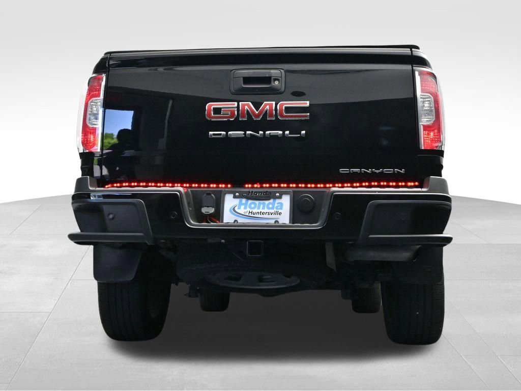 Used 2022 GMC Canyon Denali RWD image 46