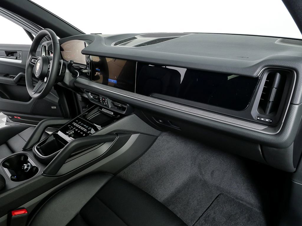 New 2026 Porsche Cayenne image 25