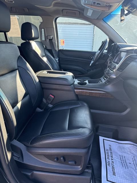 Used 2019 Chevrolet Suburban LT image 20