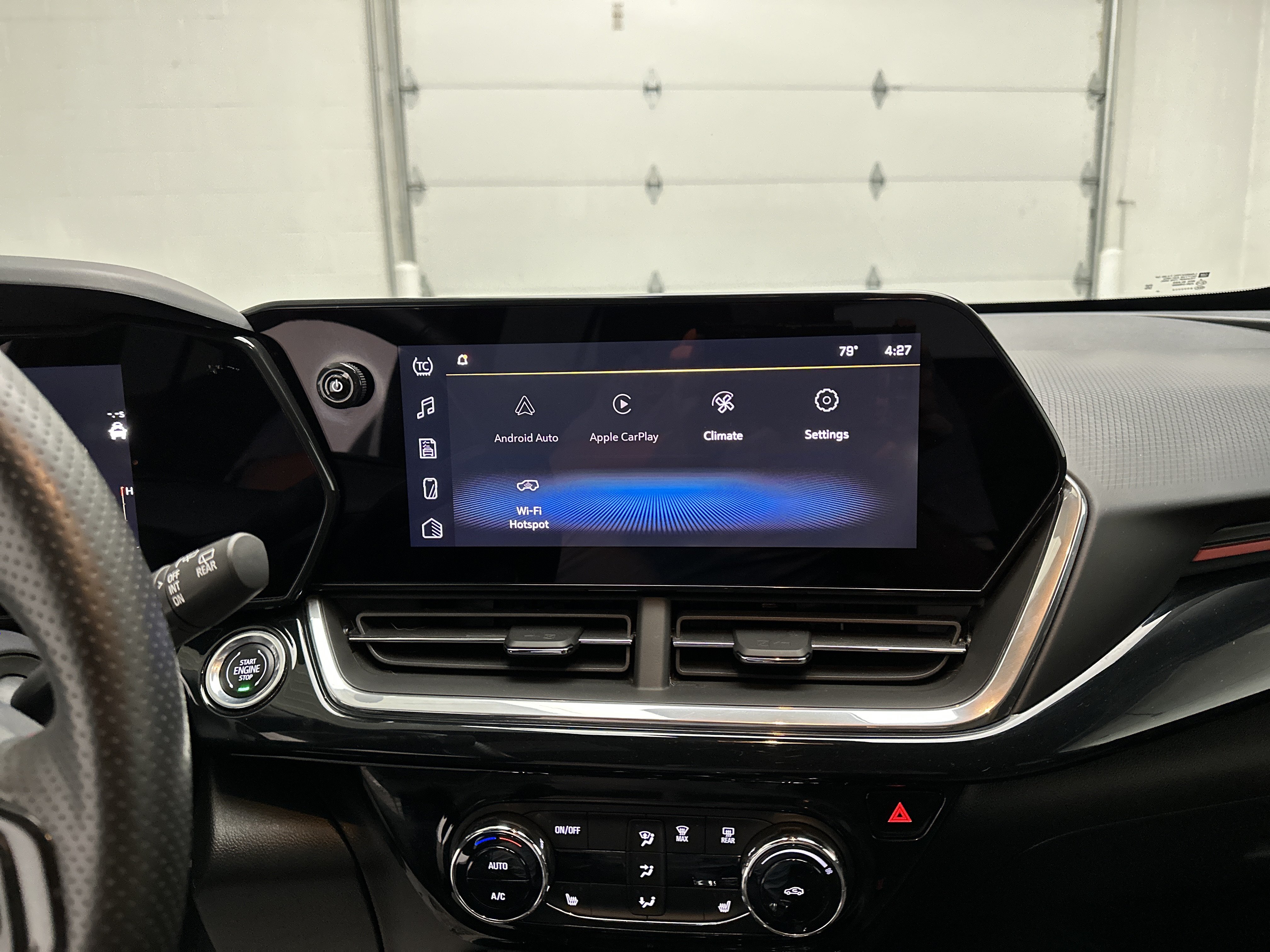Used 2024 Chevrolet Trax RS w/ Driver Confidence Package FWD image 27