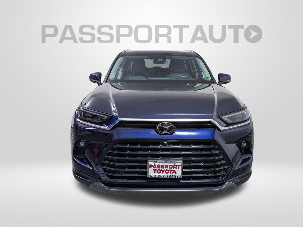 Used 2024 Toyota Grand Highlander Limited image 11