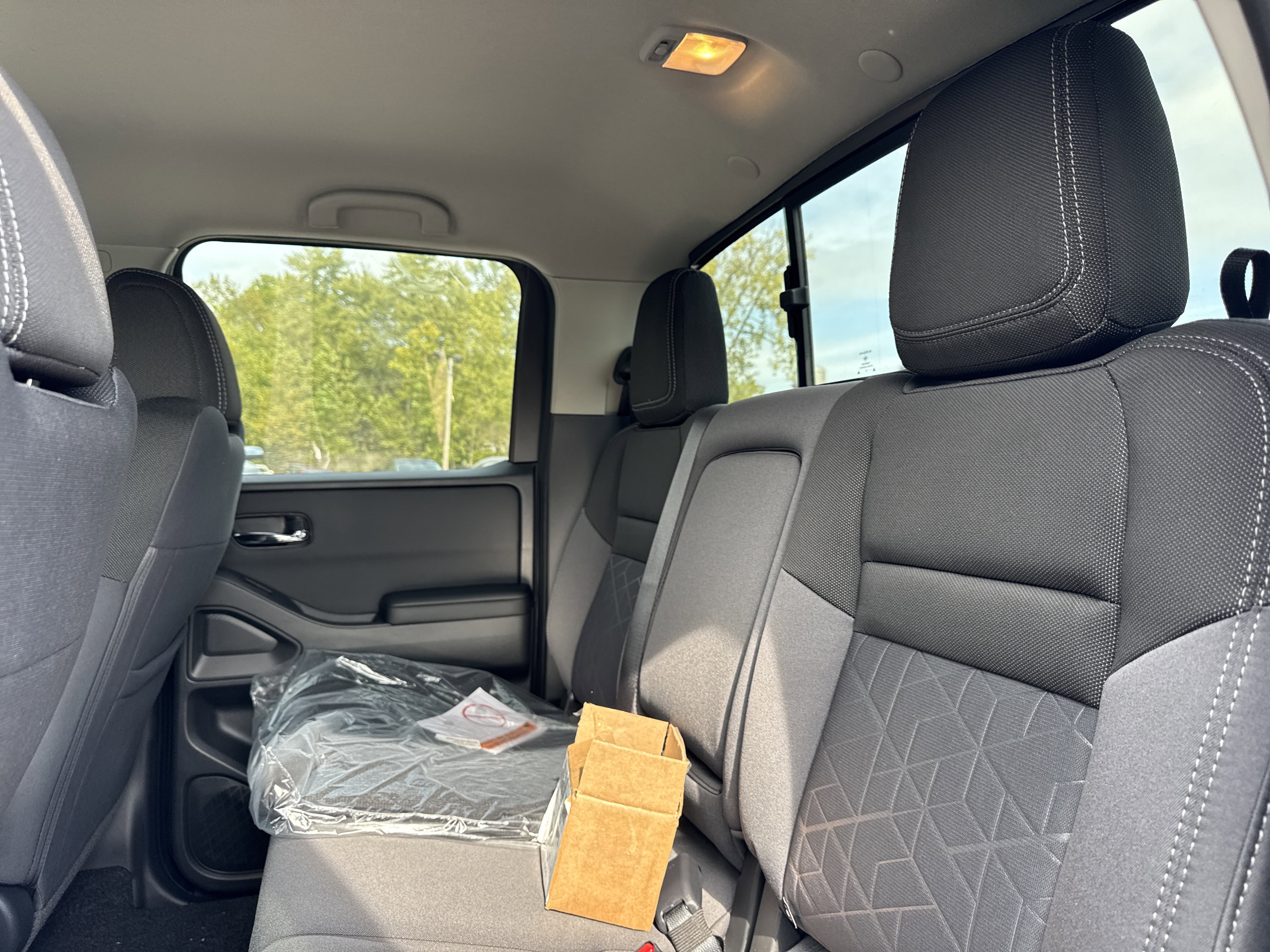 New 2026 Nissan Frontier SV image 28
