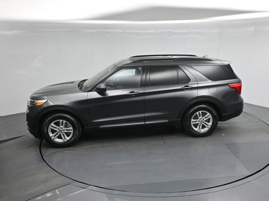 Certified 2020 Ford Explorer XLT w/ Equipment Group 202A image 45