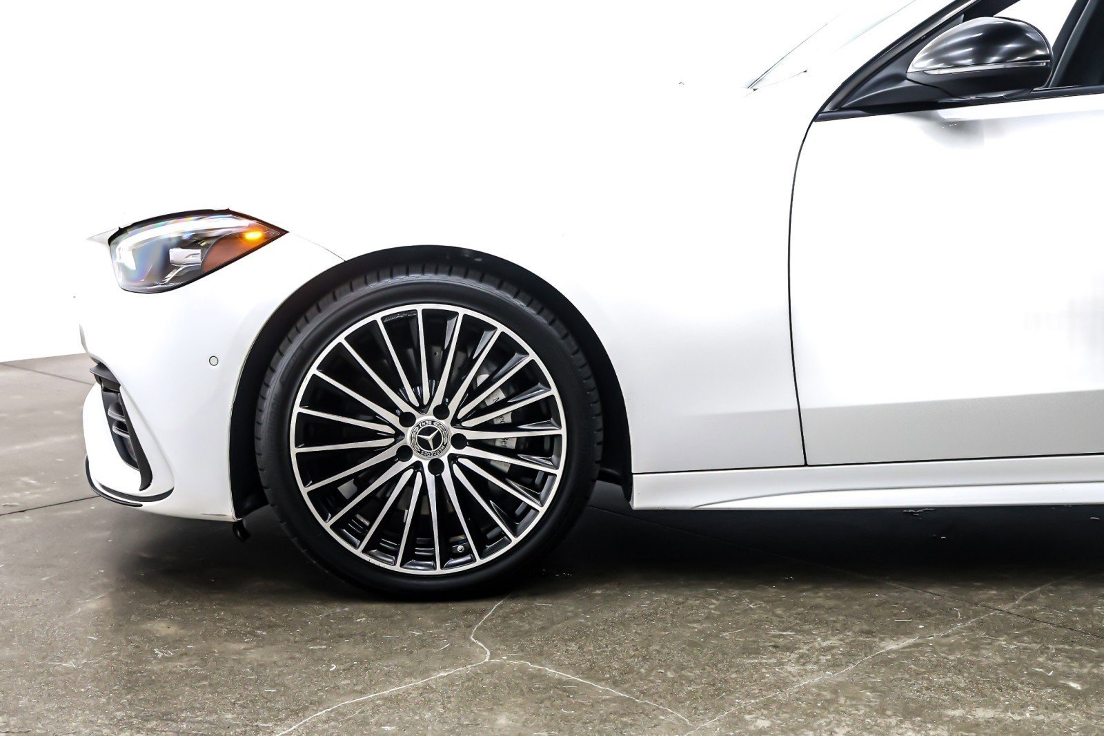 Used 2023 Mercedes-Benz C 300 Sedan image 11