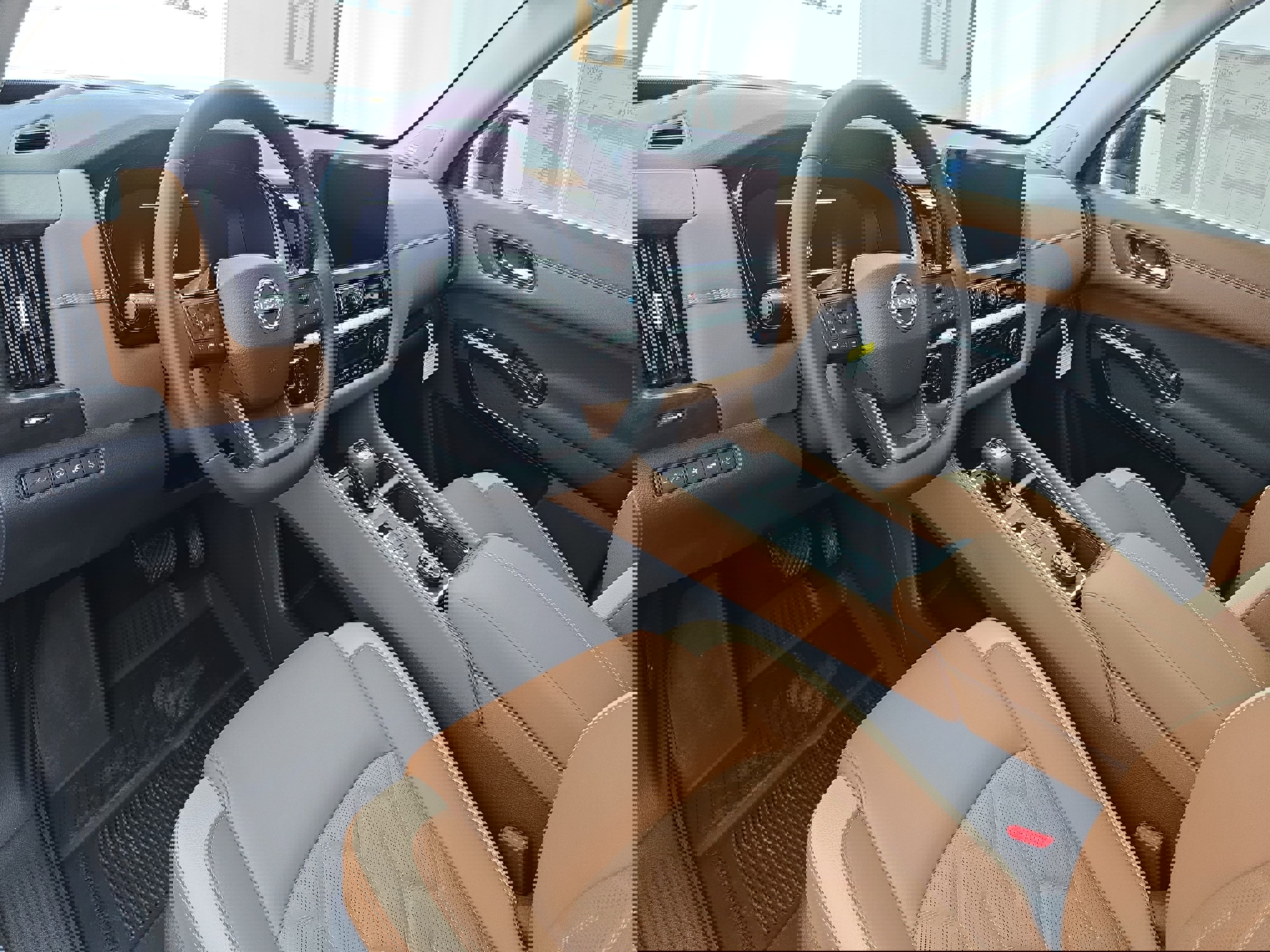 New 2026 Nissan Pathfinder Platinum image 17