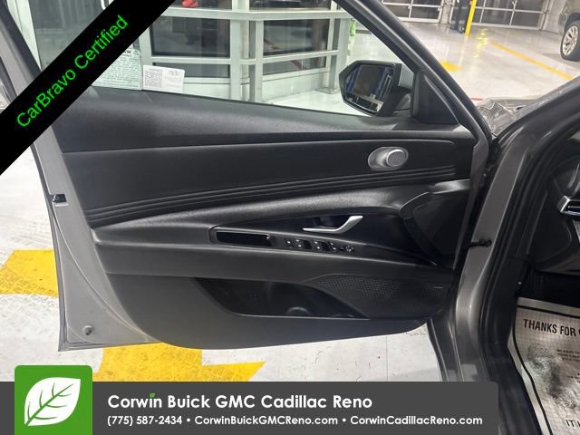 Used 2024 Hyundai Elantra Limited FWD image 12