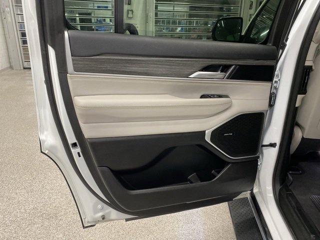 Used 2024 Jeep Wagoneer Series II image 34