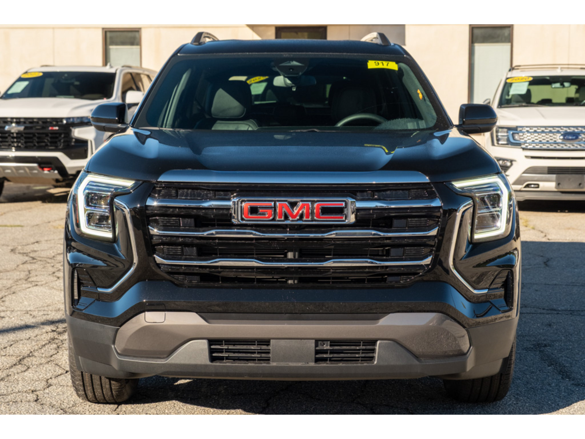 New 2027 GMC Terrain Elevation w/ Elevation Premium Package FWD image 3