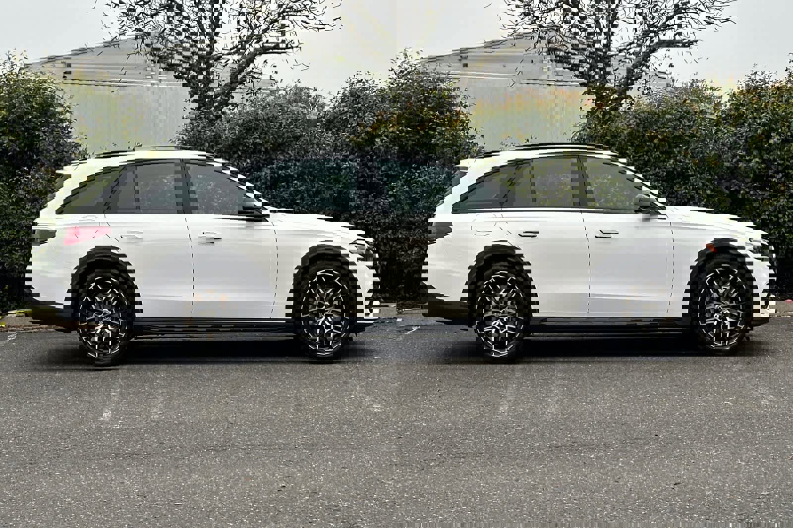 New 2026 Mercedes-Benz E 450 4MATIC All-Terrain Wagon image 2