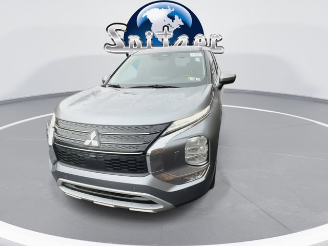 Used 2024 Mitsubishi Outlander SE image 5
