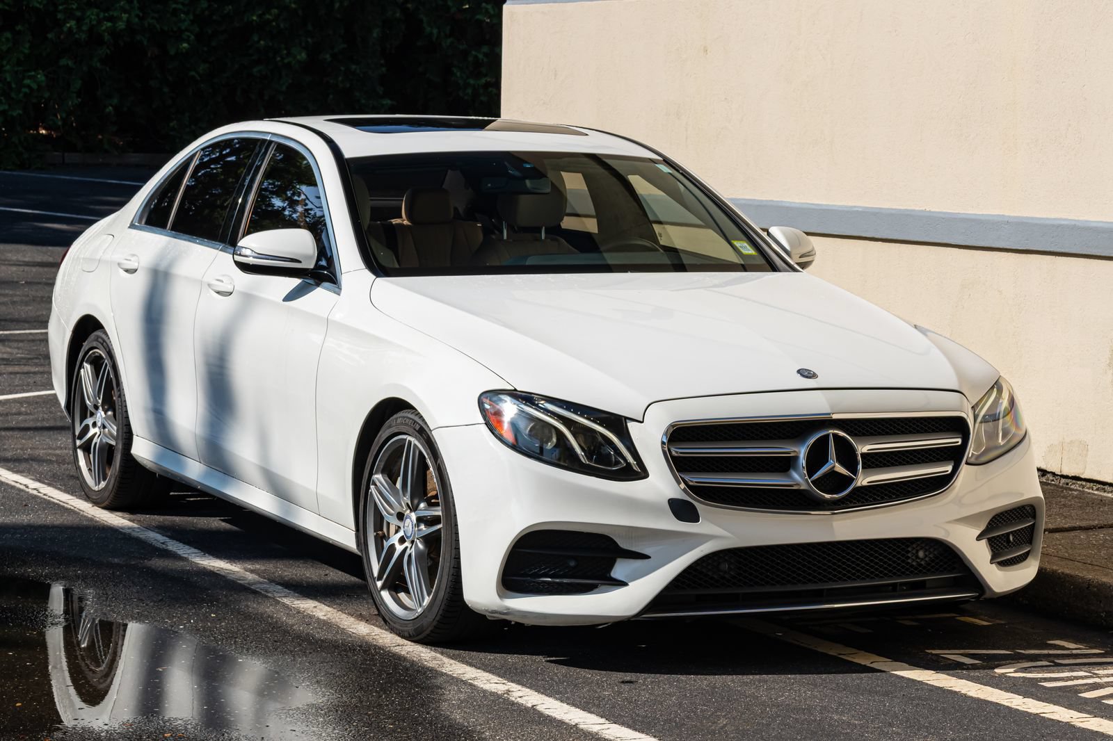 Used 2017 Mercedes-Benz E 300 image 14