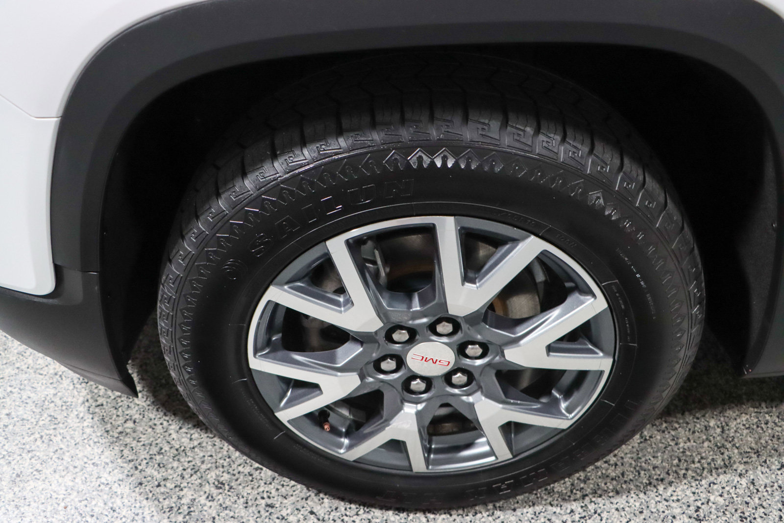 Used 2023 GMC Acadia SLT AWD/4WD image 11