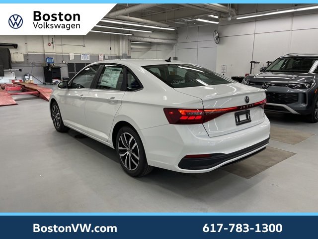 New 2026 Volkswagen Jetta SE image 2