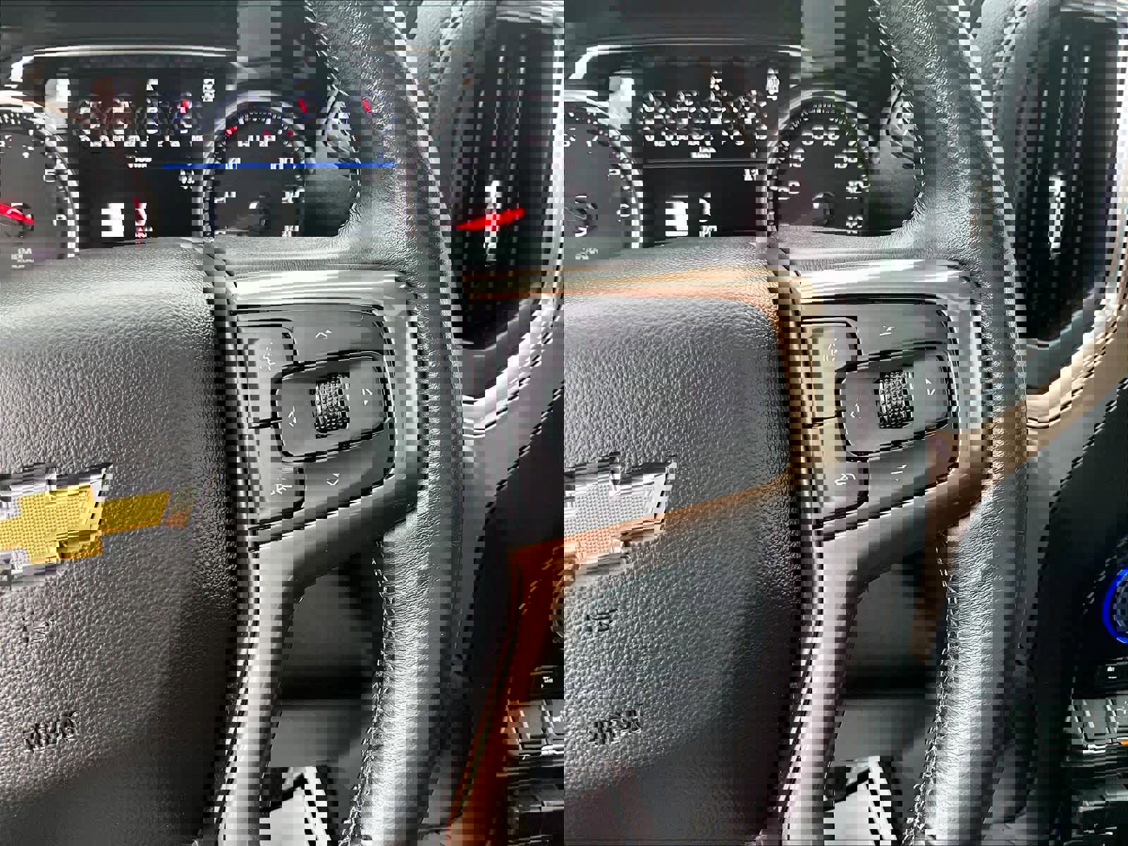 Used 2022 Chevrolet Silverado 1500 High Country image 24