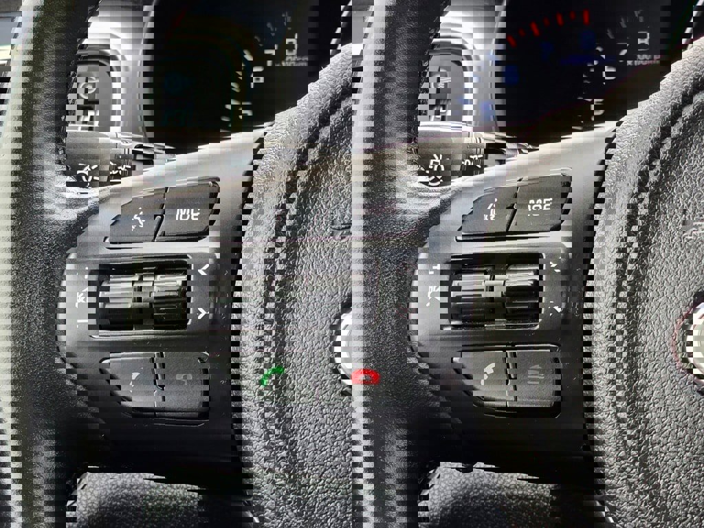 Used 2017 Kia Sorento SX image 19