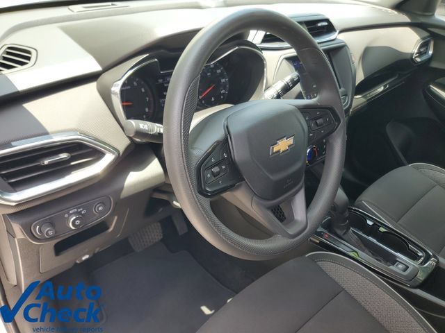 Used 2021 Chevrolet TrailBlazer LT FWD image 18