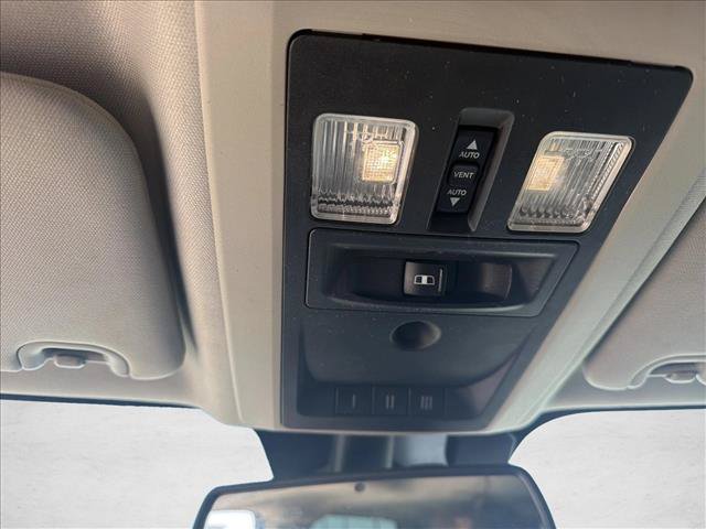 Used 2015 RAM 1500 Laramie w/ Convenience Group AWD/4WD image 18