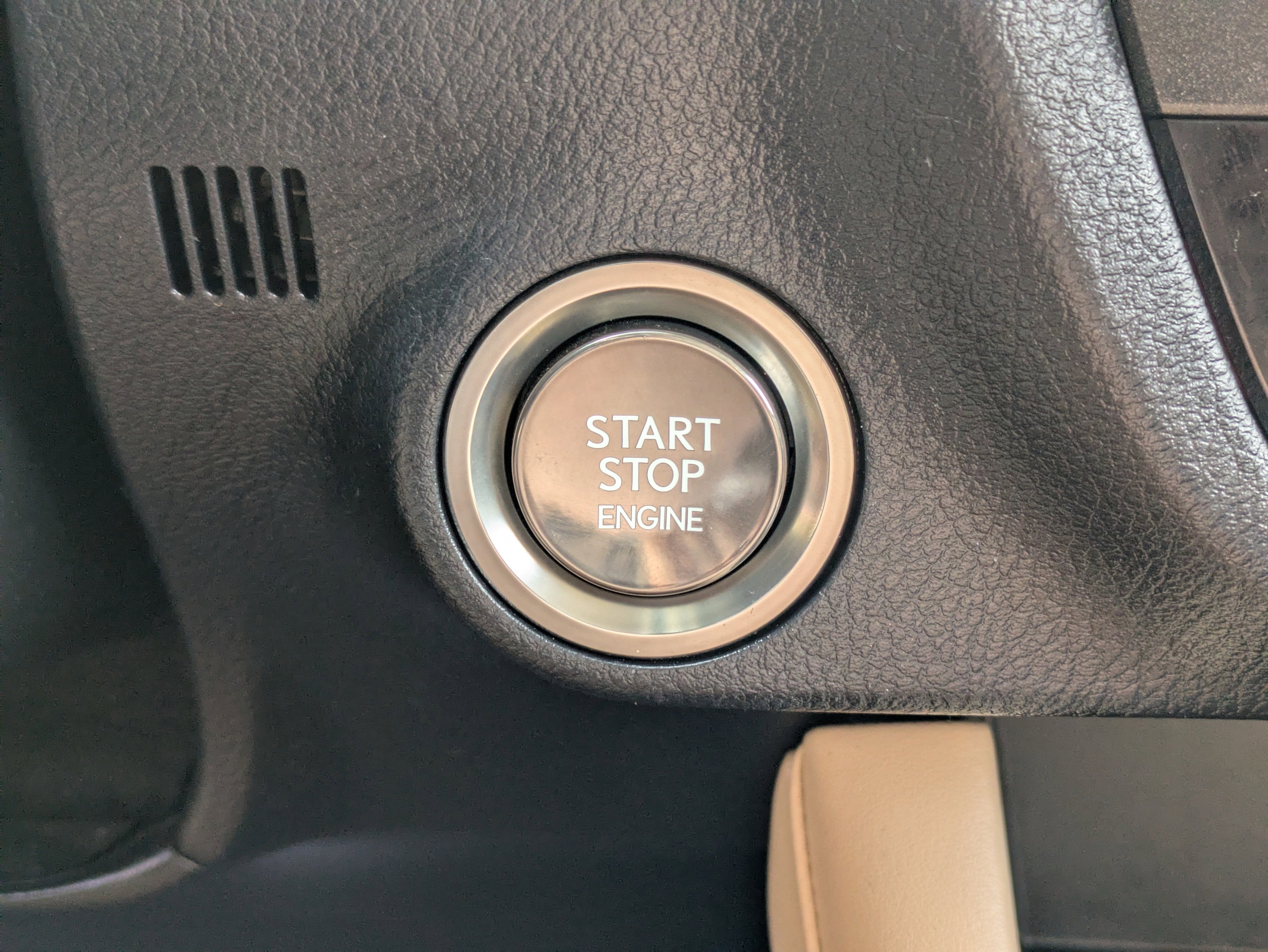 Used 2021 Lexus RX 350L RX 350L w/ Premium Package image 30