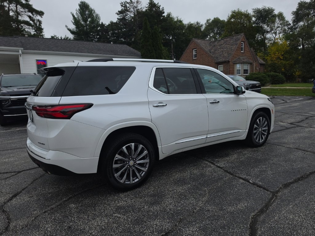 Certified 2023 Chevrolet Traverse Premier w/ LPO, Floor Liner Package AWD/4WD image 5