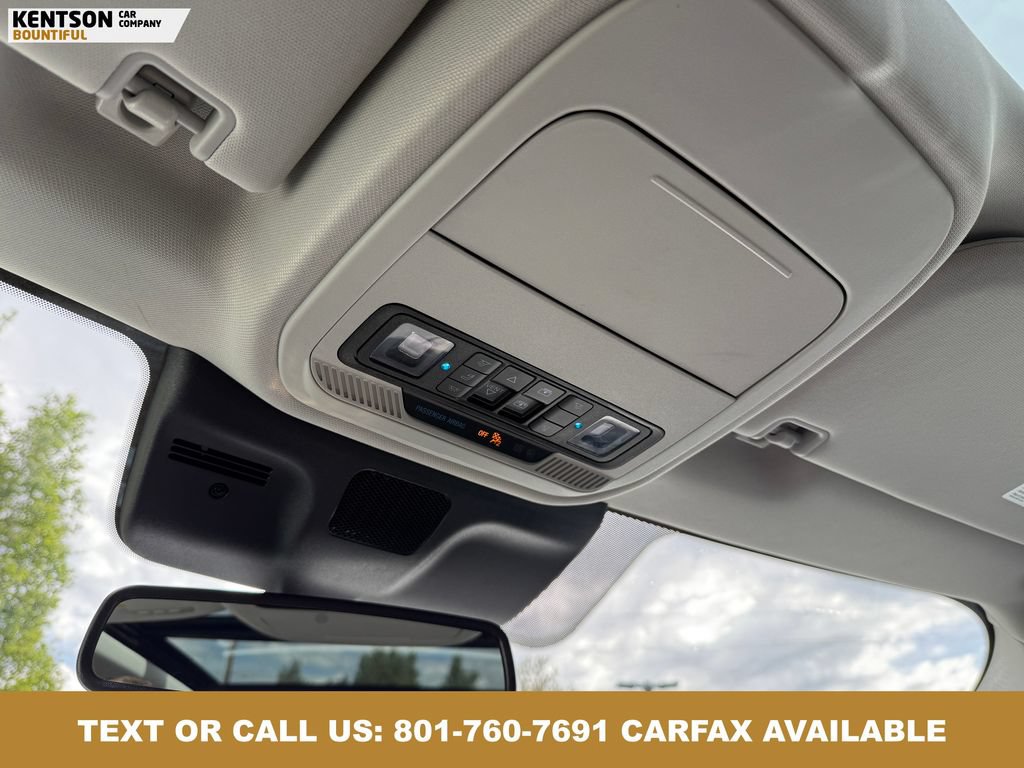 Used 2025 Ford Expedition Platinum AWD/4WD image 25