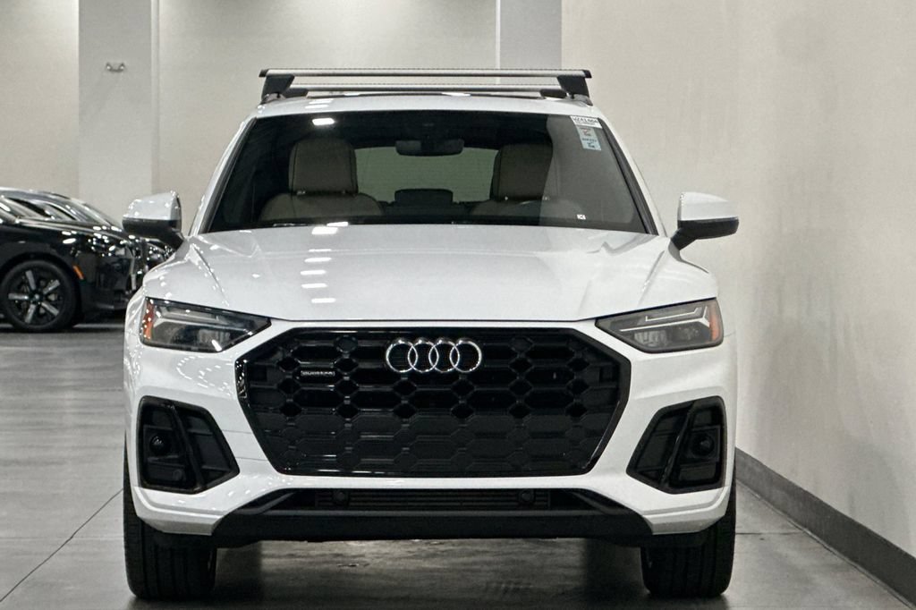 Used 2025 Audi Q5 2.0T Premium w/ Convenience Plus Package AWD/4WD image 9