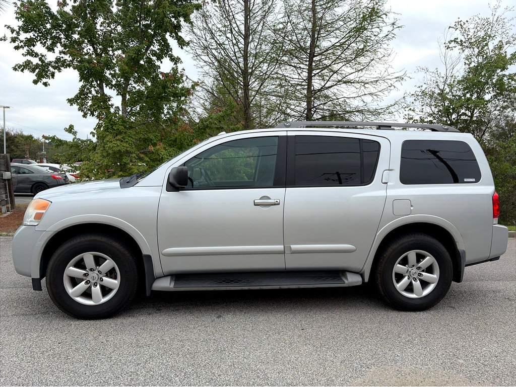 Used 2015 Nissan Armada SV image 25