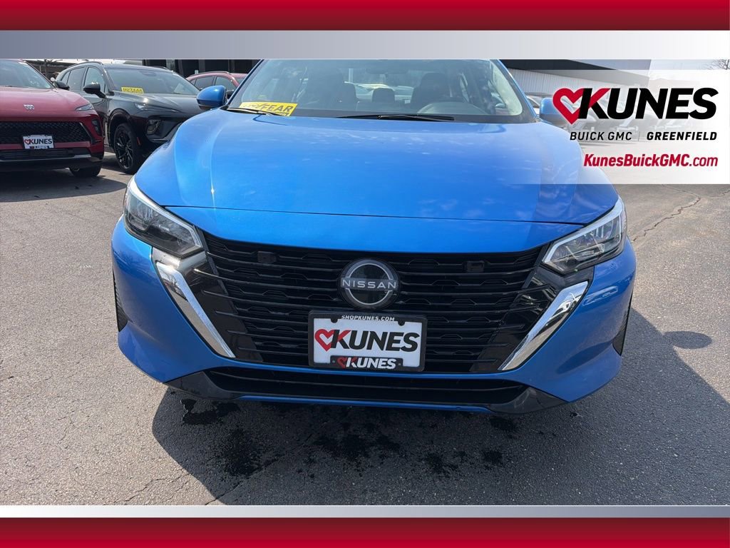 Used 2025 Nissan Sentra SV FWD image 13