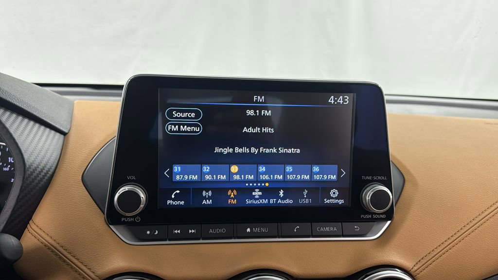 Used 2023 Nissan Sentra SV w/ SV Premium Package image 22