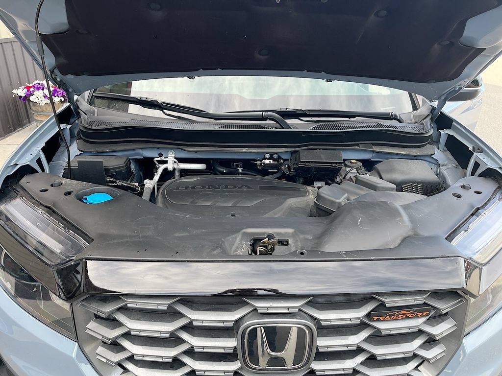 Used 2025 Honda Ridgeline TrailSport image 31
