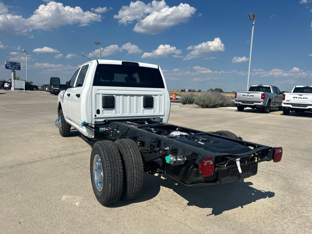 New 2026 RAM 3500 Tradesman w/ Chrome Appearance Group A AWD/4WD image 3