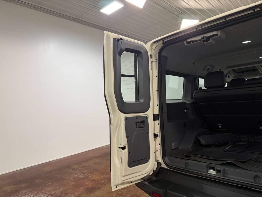 Used 2024 INEOS Grenadier Station Wagon AWD/4WD image 74