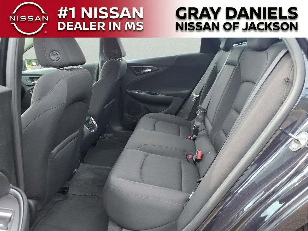 Used 2022 Chevrolet Malibu LT FWD image 25