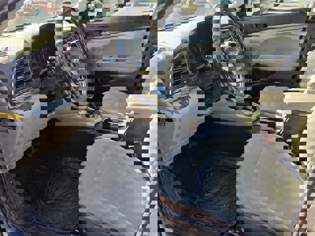 Used 2017 Hyundai Elantra SE image 9