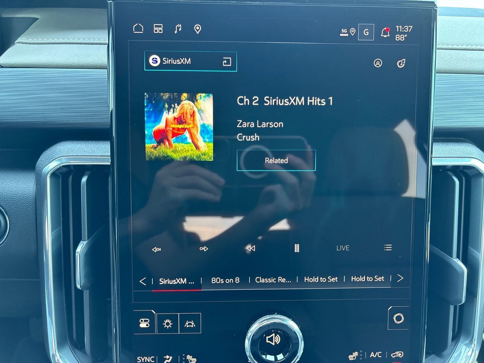 New 2026 GMC Acadia Elevation w/ Elevation Premium Package image 5