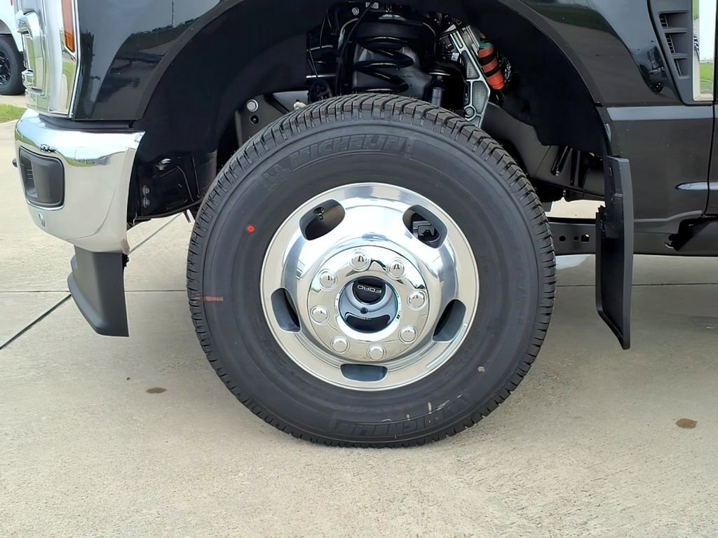 New 2026 Ford F350 Lariat AWD/4WD image 23
