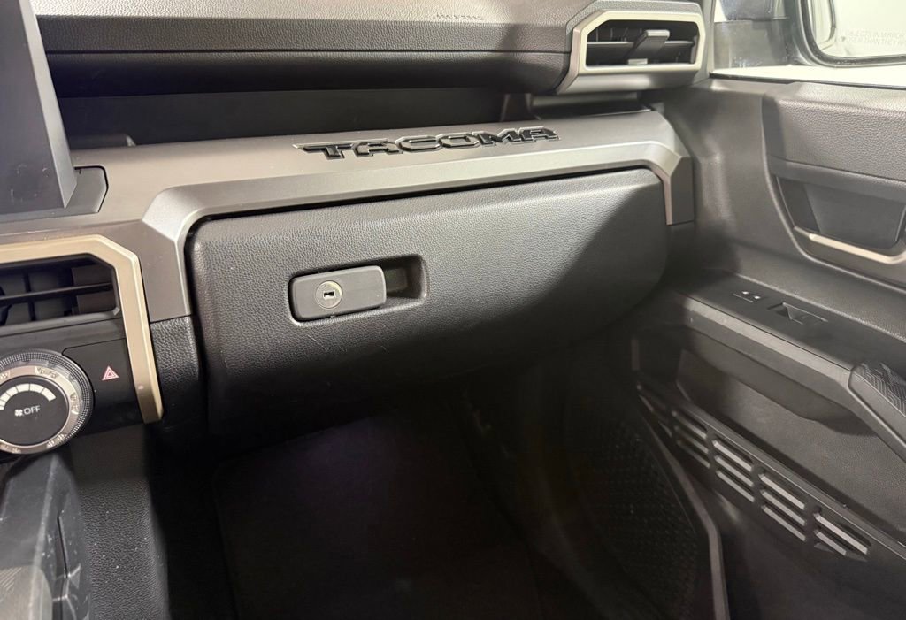 Used 2024 Toyota Tacoma TRD Off-Road image 16