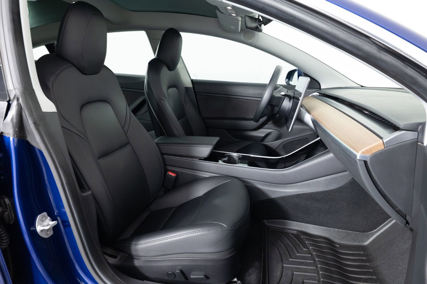 Used 2019 Tesla Model 3 Long Range image 25