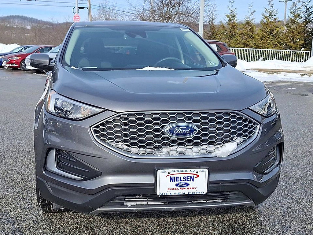Certified 2024 Ford Edge SEL image 3