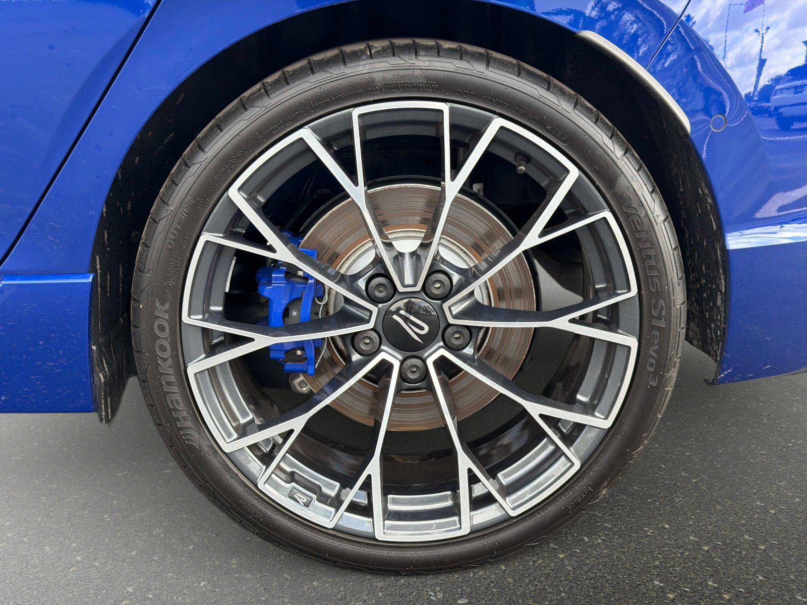 Used 2025 Volkswagen Golf image 15