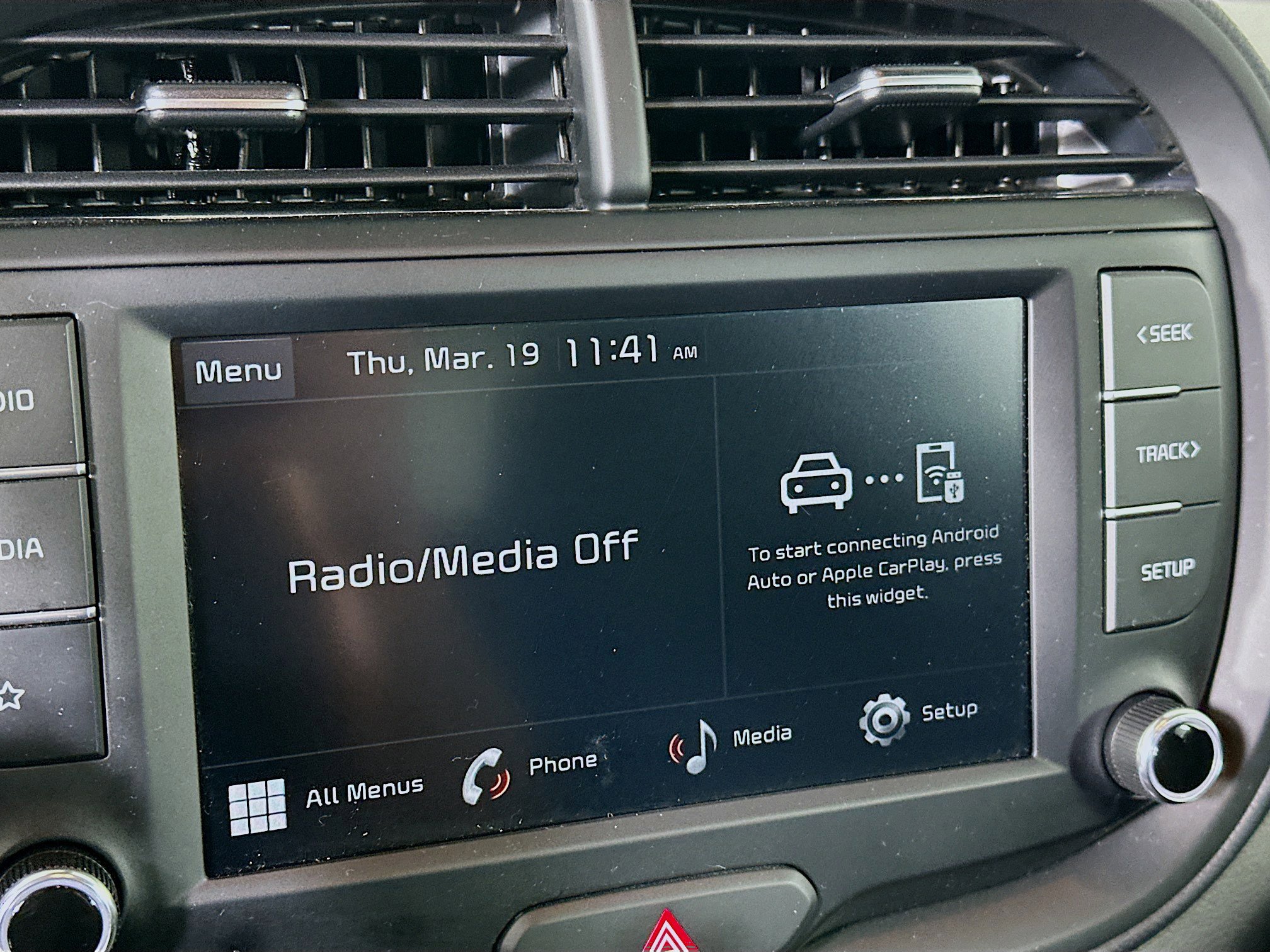 Used 2025 Kia Soul LX w/ LX Technology Package FWD image 21