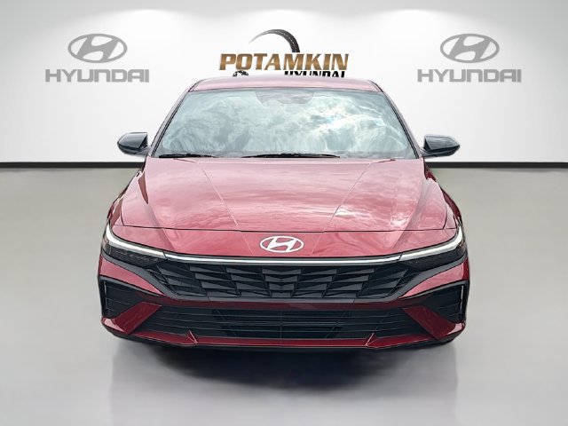 Certified 2026 Hyundai Elantra Sport FWD image 3