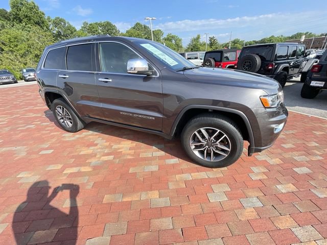 Used 2021 Jeep Grand Cherokee Limited w/ Sun & Sound Group AWD/4WD image 37