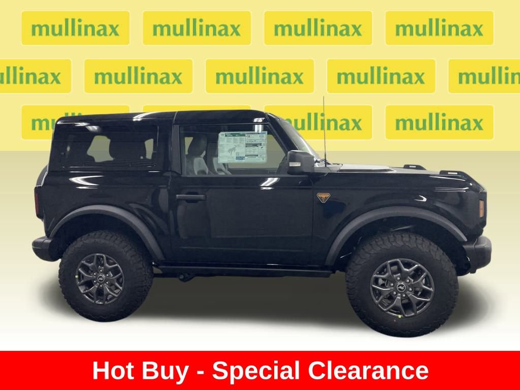 New 2025 Ford Bronco Badlands video 2