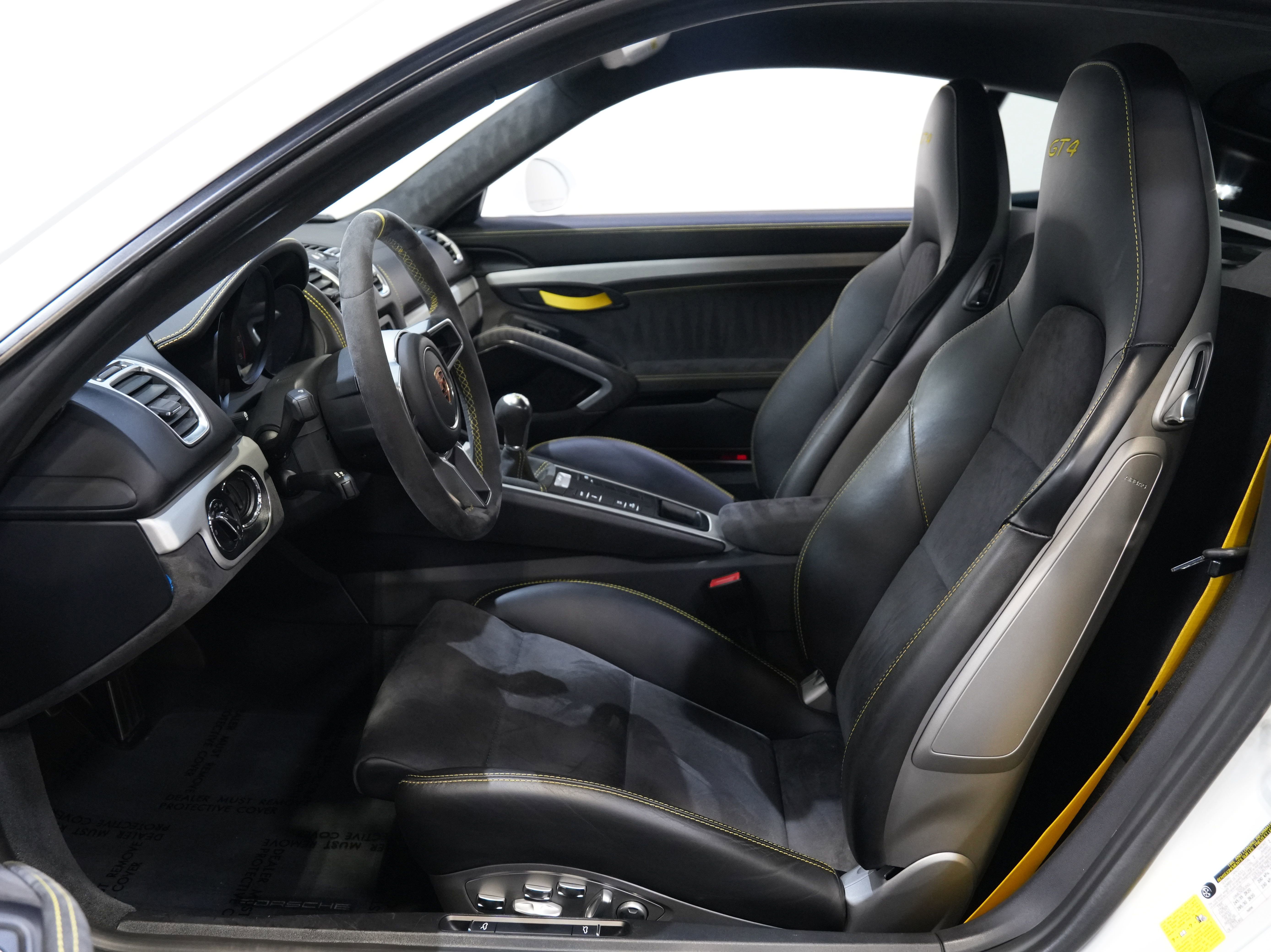 Used 2016 Porsche Cayman GT4 RWD image 27