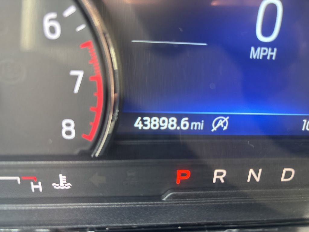 Used 2021 Ford Explorer XLT image 19