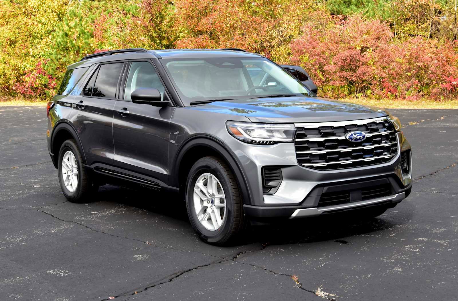 New 2026 Ford Explorer Active image 1