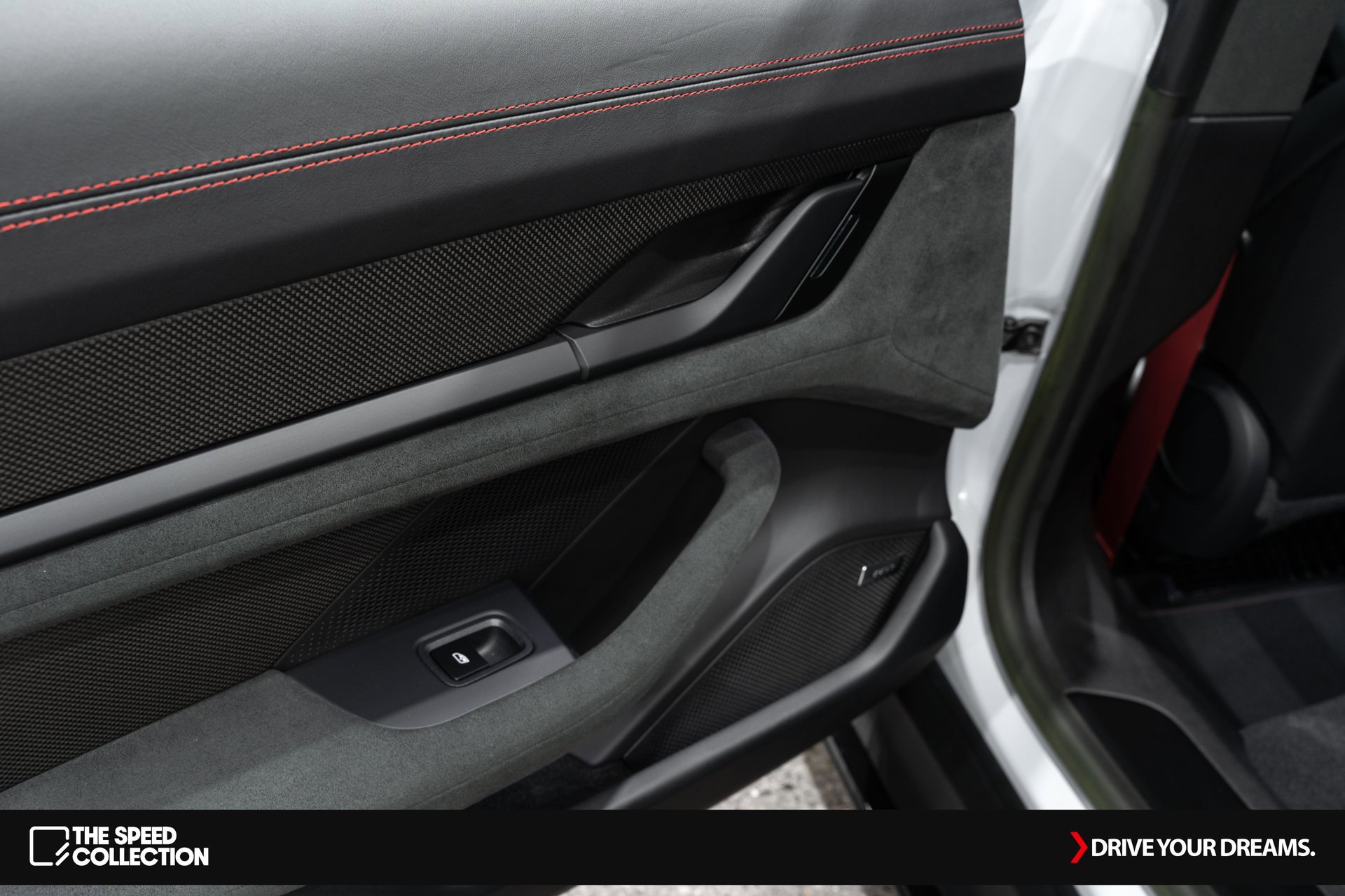 Used 2023 Porsche Taycan GTS image 18