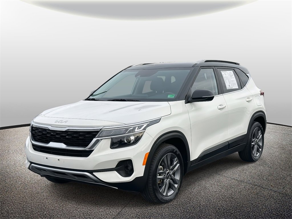 Used 2023 Kia Seltos S w/ Navigation Package image 7